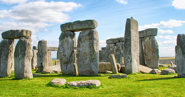 Nhung tang da o di tich Stonehenge duoc dung len voi muc dich gi?-Hinh-7