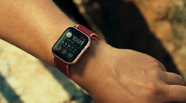 Apple Watch lai vua cuu song mot nguoi bi lu cuon troi-Hinh-6