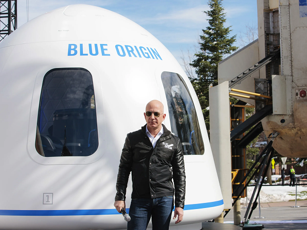 Jeff Bezos va Elon Musk dang “chay dua vu tru” vo cung gay can-Hinh-5