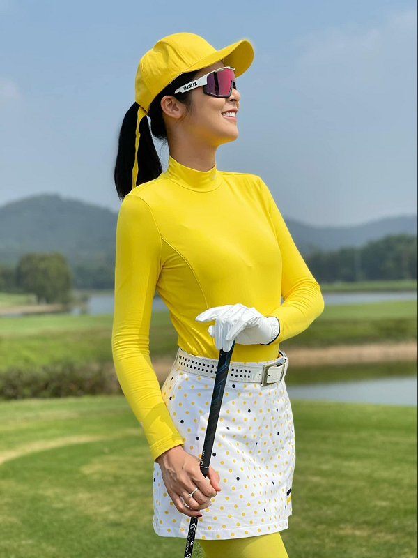 Golfer Ngoc Han van dep rang ngoi trong trang phuc khoe khoan-Hinh-7