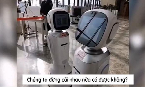 Dang khau chien, robot hoang mang vi so bi ba lao 