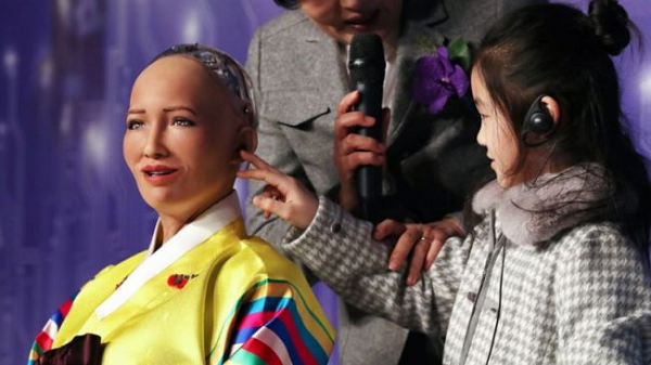 Robot Sophia tung muon huy diet loai nguoi nay thich lam nhac si-Hinh-12