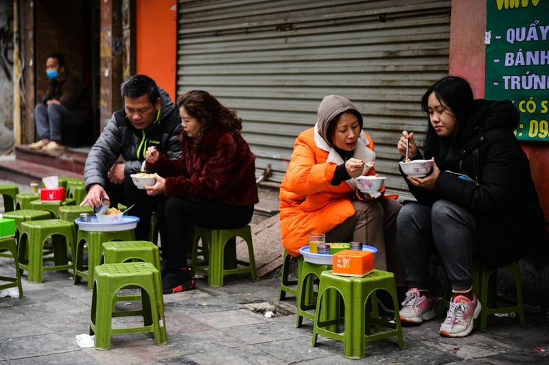 Cac hang an uong o Ha Noi dat khach ngay nghi Tet-Hinh-5