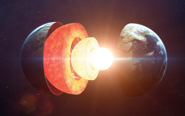 Nong: Trong long Trai dat co 2 “quai vat” den tu hanh tinh khac?-Hinh-3