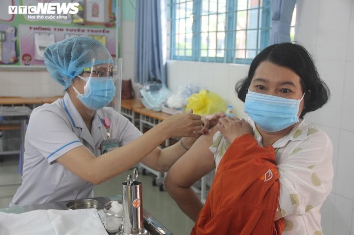 So luong F0 giam dan, Ha Noi va cac tinh thanh da qua dinh dich?-Hinh-2