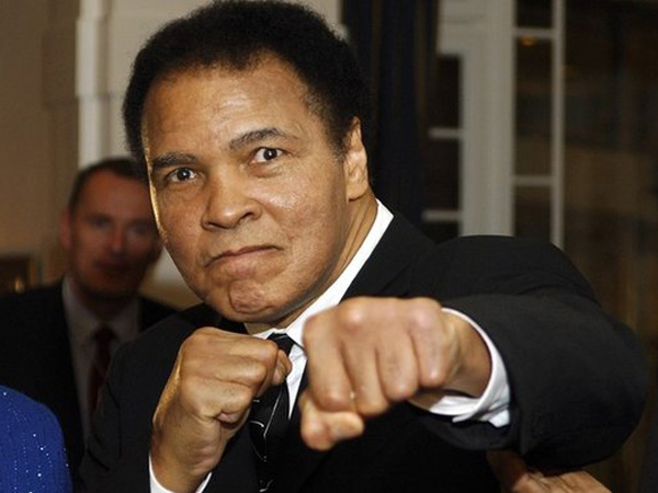 Tuyen bo soc: Huyen thoai dam boc Muhammad Ali 16 lan 