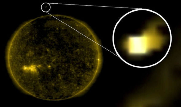 Nong: UFO lang thang gan Mat Troi bat ngo lot vao livestream cua NASA?-Hinh-12