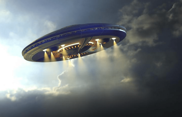 Nong: Anh sang la nghi UFO bay lo lung tren bau troi gan San Diego-Hinh-10