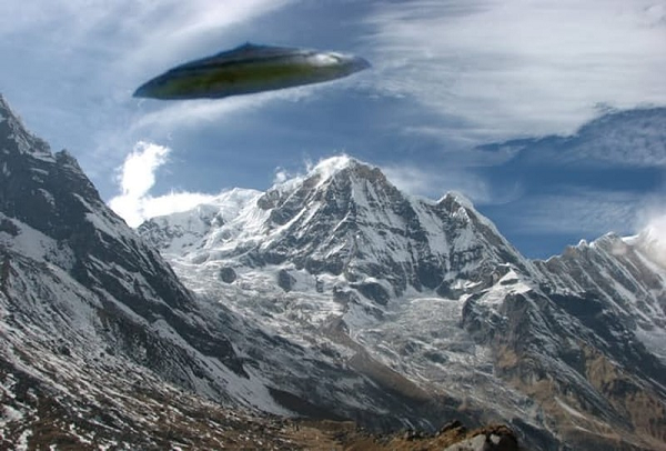 Nong: CIA lo tai lieu mat ve UFO “an nap” tren day Himalaya-Hinh-10