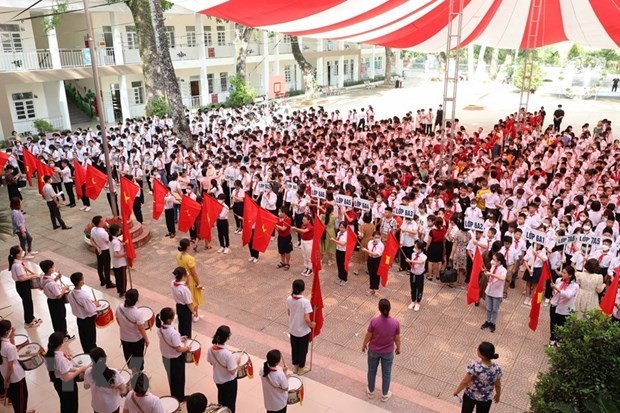 Sang nay, 23 trieu hoc sinh han hoan khai giang nam hoc moi