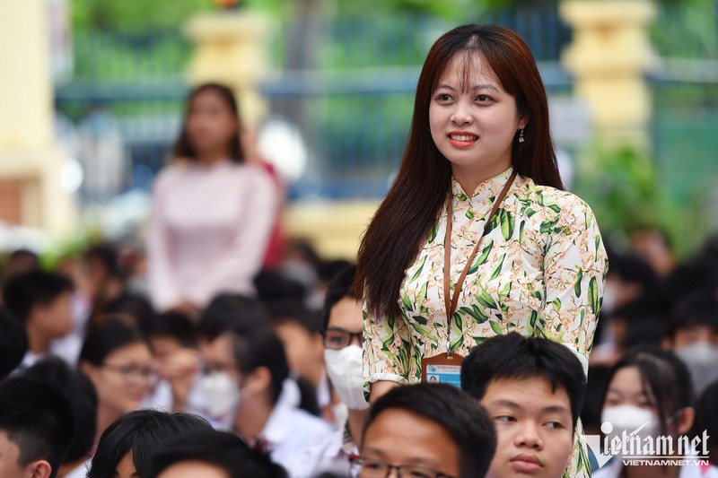 Khoanh khac dang nho trong ngay khai giang nam hoc moi-Hinh-5