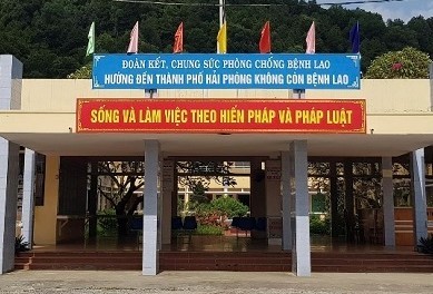 Hai Phong: Nhan vien y te phai nop 4 trieu de duoc xet duyet bac luong?