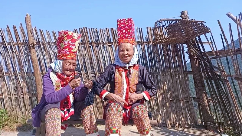 Don Tet som cung dong bao dan toc Dao noi bien gioi Binh Lieu-Hinh-5