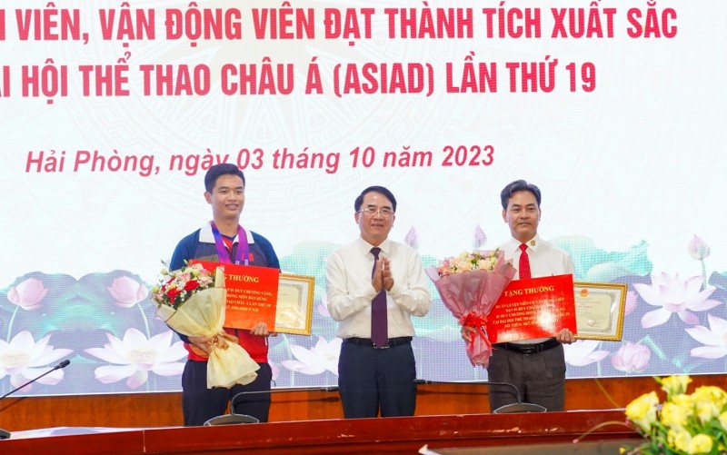Hai Phong: Thuong hon 300 trieu cho HLV, VDV xuat sac tai ASIAD 19