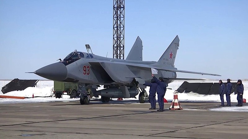 Suc manh tiem kich MiG-31I mang ten lua Kinzhal khien Ukraine luon canh giac-Hinh-9