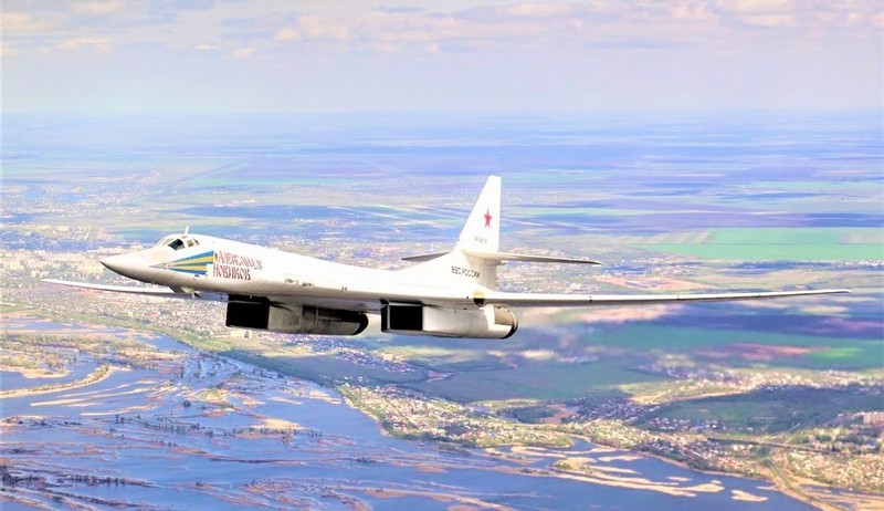 Suc manh may bay nem bom chien luoc Tu-160M nang cap cua Nga-Hinh-16