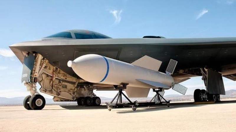 “Bong ma tang hinh” B-2 sap co bom GBU-72 nang 2.300 kg-Hinh-13