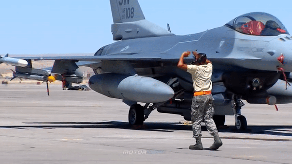 Tiem kich F-16 co the da tham chien tai Ukraine-Hinh-11