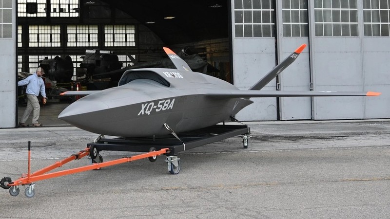 UAV tang hinh XQ-58 Valkyrie My them phuong an cat canh moi-Hinh-22