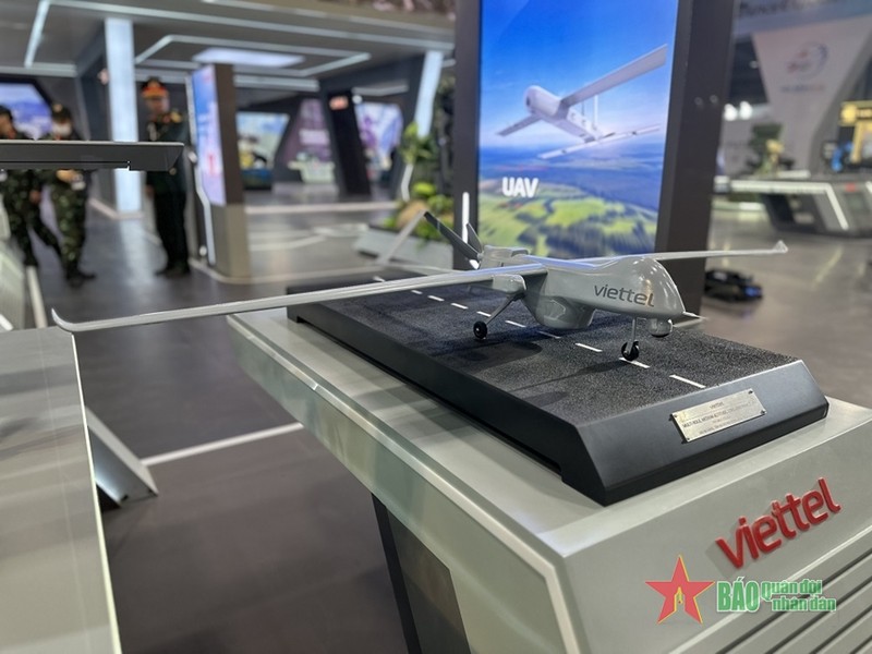 Dan UAV hien dai cua Viet Nam gop mat tai Vietnam Defense Expo 2024-Hinh-5