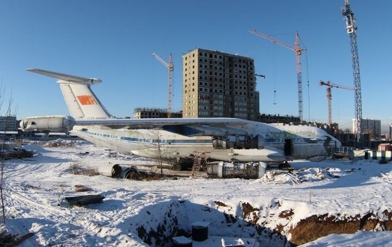 'Quai vat tac chien dien tu' Il-76PP bi thao do trong tiec nuoi-Hinh-9