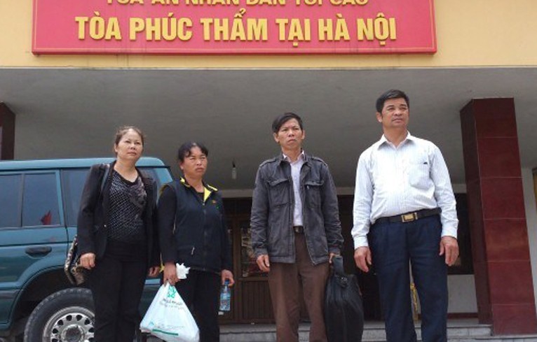 Ong Chan de nghi khen thuong vi cong lam ro vu an