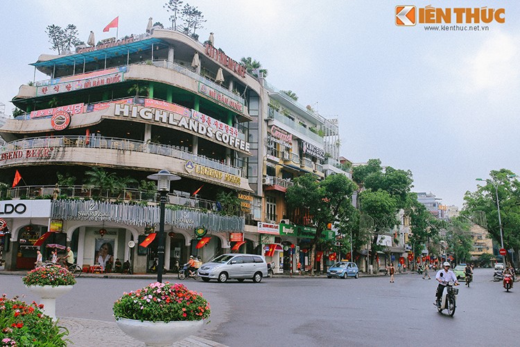 Ha Noi binh lang trong sang ngay nghi le 30/4-Hinh-2