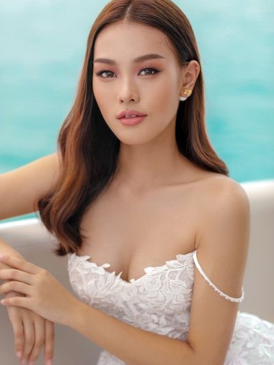 3 nang tho chau Au xinh nhu bup be khi lam mau vay cuoi-Hinh-3