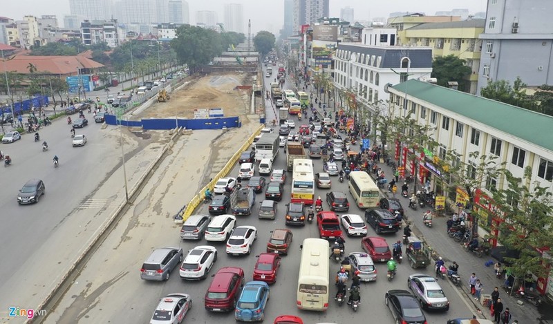 Ben xe dong nghit khach, cua ngo thu do Ha Noi te liet ngay giap Tet-Hinh-3