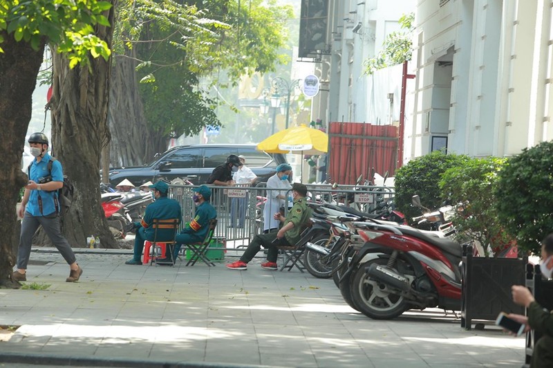 Can canh khach san Metropole tam dung hoat dong de khu khuan-Hinh-13