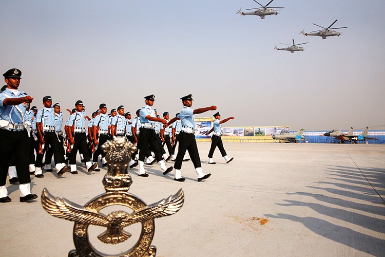 Khong quan An Do: Dua tre nuoi mai khong lon cua New Delhi