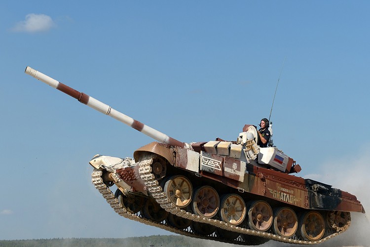 Mo xe phien ban xe tang T-72B3 hien dai nhat hanh tinh-Hinh-3
