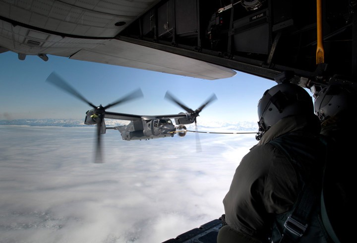 Boeing V-22 Osprey “chim ung bien” cua Hai quan My-Hinh-14