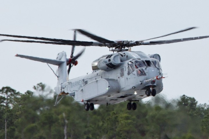 CH-53K doi thu  duy nhat cua &quot;ngua tho&quot; Mi-26T2 Nga-Hinh-11