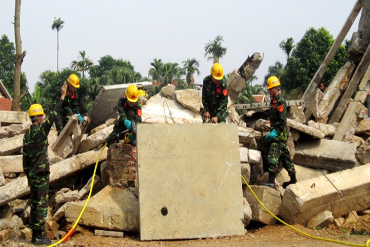 Bat ngo nhiem vu moi cua &quot;xe tang T-72&quot; Viet Nam-Hinh-2