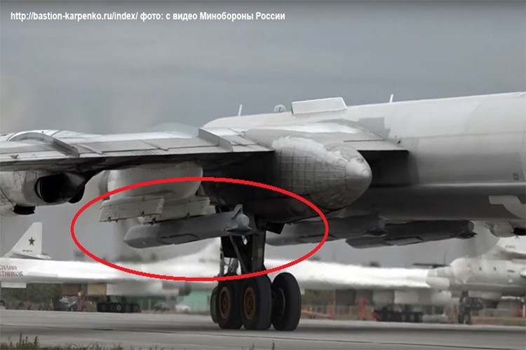 Can canh dan Tu-95MS Nga &quot;cuong no&quot; xuat kich tra thu-Hinh-5