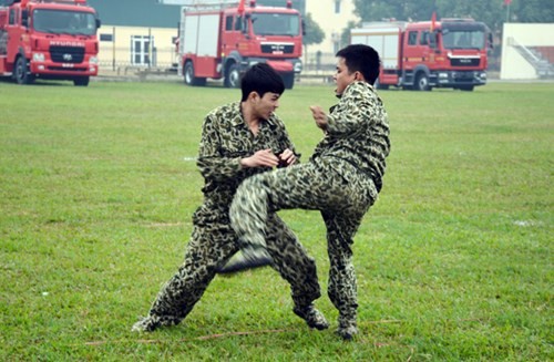 Muc kich Dac cong Viet Bac &quot;ren minh luyen nguoi&quot;-Hinh-3