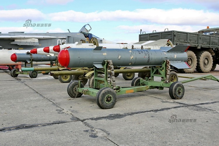 Vi sao Nga khong the thay the Su-24M2 tai Syria?-Hinh-14