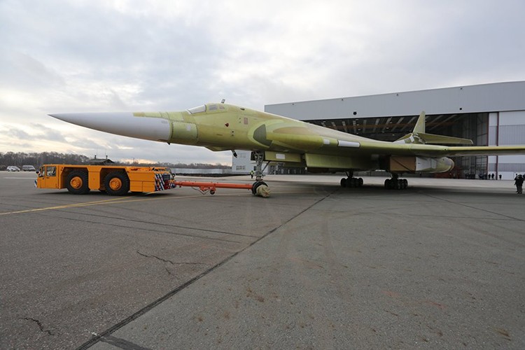 Lo dien nguyen mau Tu-160M2 dau tien, Khong quan Nga da tro lai-Hinh-7