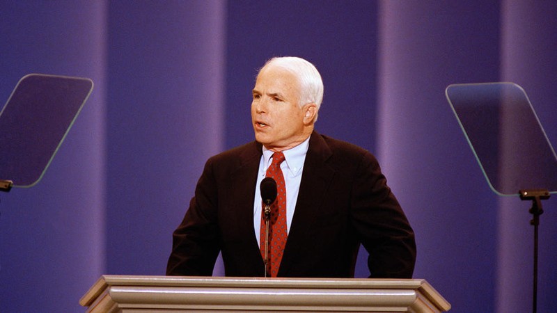TNS John McCain - tieng noi di dau vun dap quan he Viet - My-Hinh-6