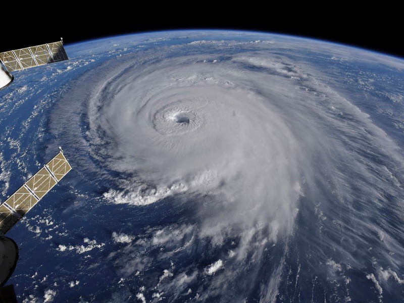 Hoan luu khong lo cua bao Mangkhut khi nhin tu khong gian-Hinh-3