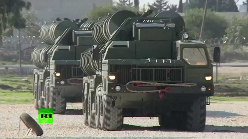 “Rong lua” S-400 uy luc gi hon S-300 ma Syria phai khao khat?-Hinh-13