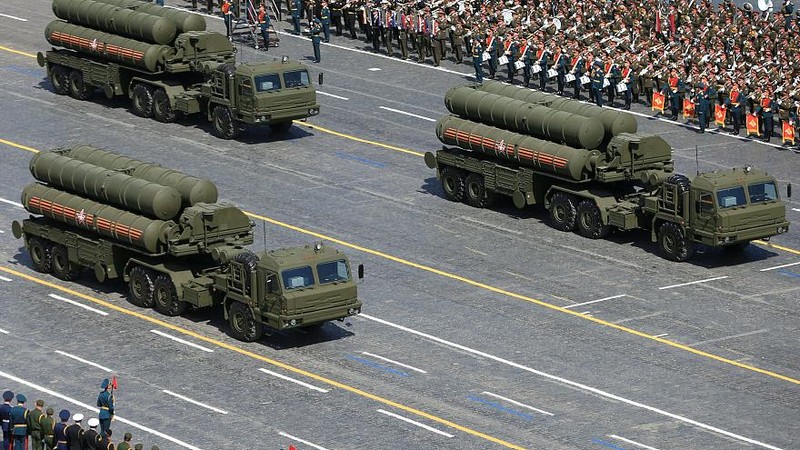 “Rong lua” S-400 uy luc gi hon S-300 ma Syria phai khao khat?-Hinh-15