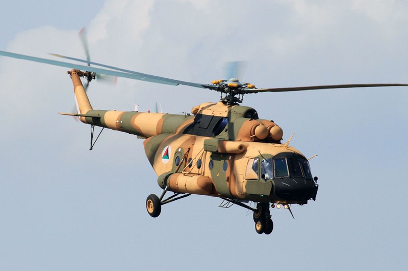 Roi truc thang quan su o Afghanistan, moi con mat do don ve Mi-17-Hinh-4