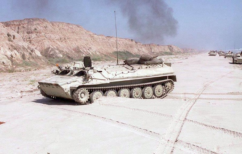 La lam hinh anh linh My cuoi xe tang T-72 tap tran-Hinh-12
