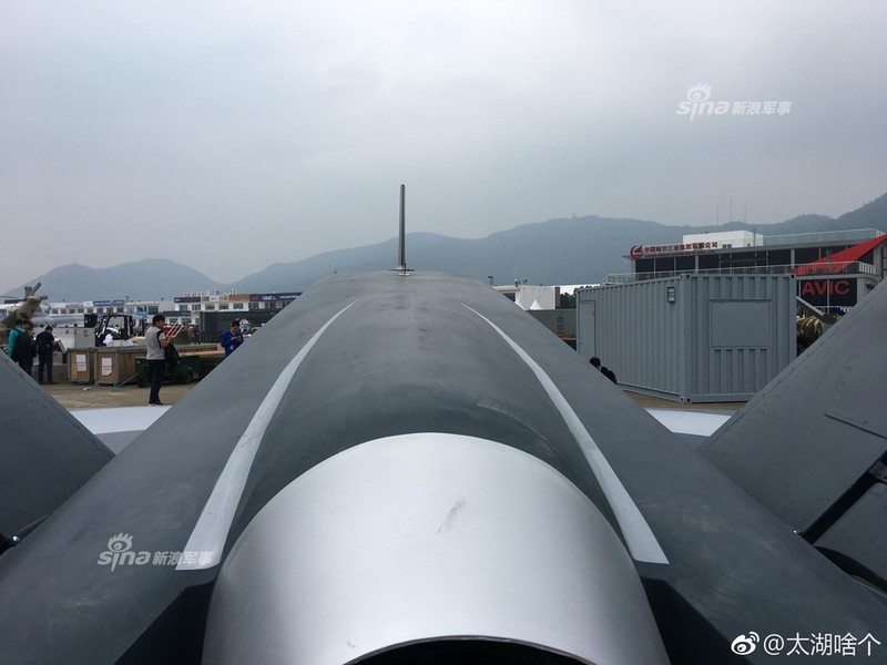 Trung Quoc khoe UAV tan cong manh ngang 'Than chet' cua My-Hinh-7