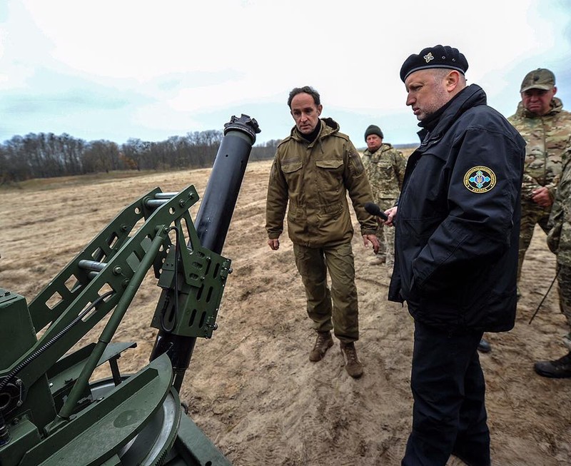 Ukraine gioi thieu coi tu hanh cuc la, den Nga cung them muon-Hinh-2