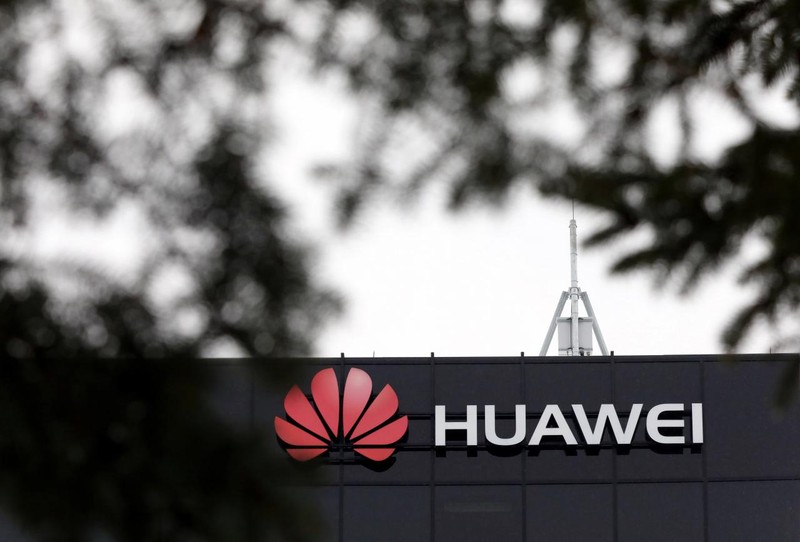 Dang 'nong' vu Huawei, Trung Quoc bat giu cuu nhan vien ngoai giao Canada