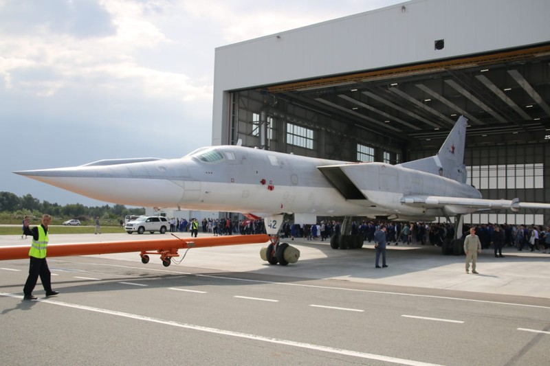 Bao tuyet “ha guc” may bay nem bom Tu-22M3 cua Nga-Hinh-6