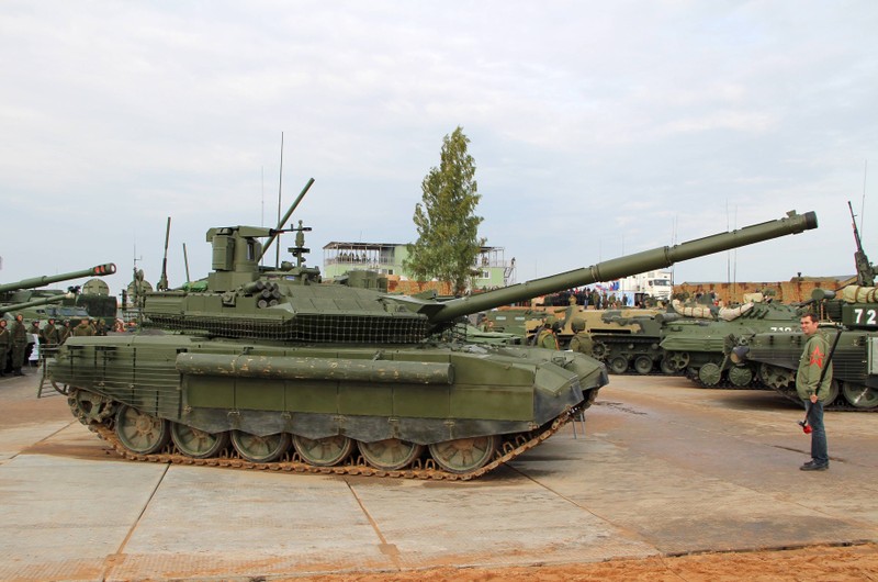 He lo nguyen nhan Nga can xe tang Proryv-3 du da co T-90A